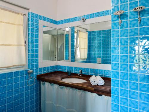 Bilik mandi di Casa Li Conchi H