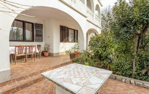 Amazing Apartment In Novi Vinodolski With Wifi