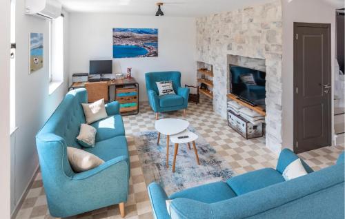Beautiful Home In Pag
