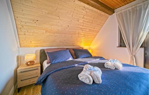 Φωτογραφία από το άλμπουμ του Awesome Home In Donji Zvecaj With Sauna σε Donji Zvečaj