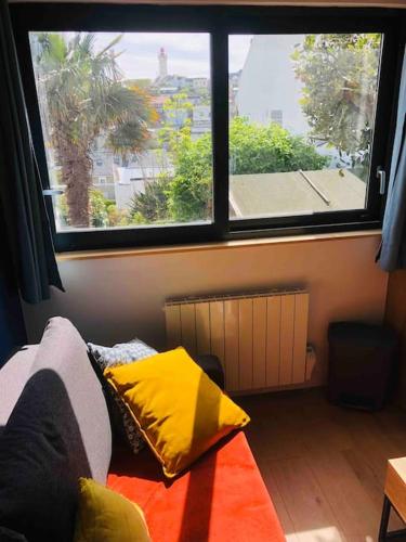 Photo de la galerie de l'établissement Charmant gîte à Sainte-Adresse, la mer et Le Havre à 5 minutes, à Sainte-Adresse