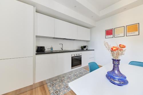iFlat Lovely Modern Apartment