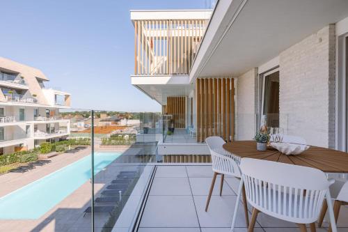 Gallery image of Huswell - Nice apartment with pool, parking & private spa in Nieuwpoort