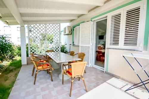 Apartment mit Klima, WiFi, BBQ und Garten