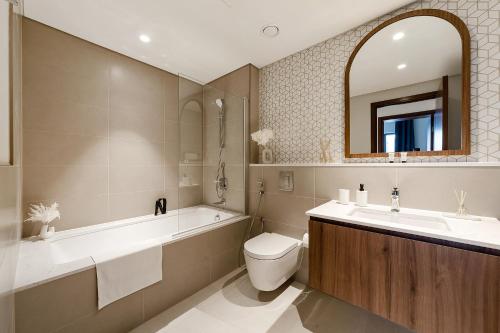 Koupelna v ubytování Luxury apartments at Vida Residences