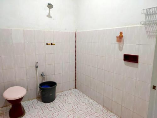 Kúpeľňa v ubytovaní Sarah's Cottage Toba Samosir