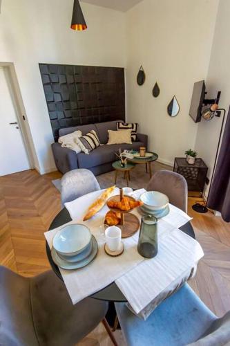 Elegant T2 renove 4 Pers, Centre Nice, Climatise