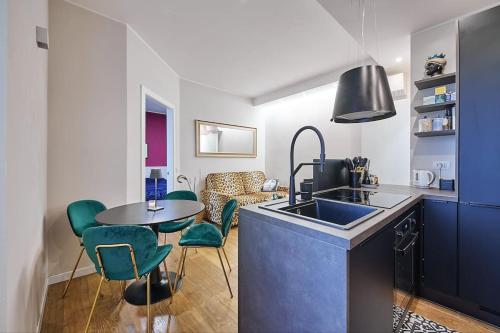 [Moderno Bilocale Chic] 8 min dal Duomo