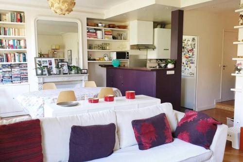 Cosy apartment in Paris center