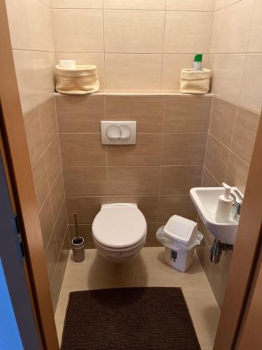 Danube Terrace Apartment 1138 Budapest, 8 Cserhalom utca kép - 3