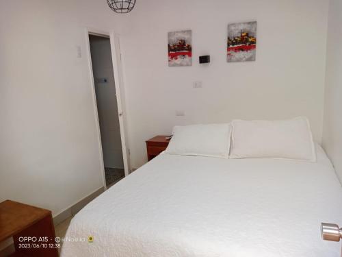 Cama o camas de una habitación en HOSTAL LA MODERNA