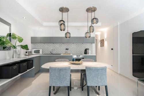Wonderful one bedroom in the heart of Cannes