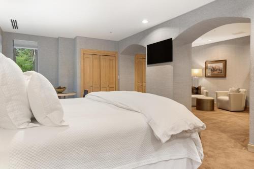 Ένα ή περισσότερα κρεβάτια σε δωμάτιο στο The Galatyn Lodge