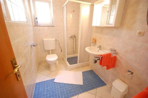 Apartments with parking space Kremenici, Krk - 22269