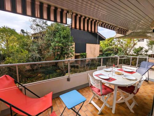Photo de la galerie de l'établissement Studio lumineux à Arcachon, près plage et centre ville, idéale pour un couple + enfant - FR-1-420-79, à Arcachon