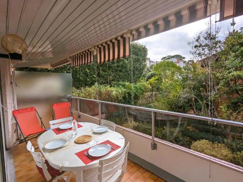 Photo de la galerie de l'établissement Studio lumineux à Arcachon, près plage et centre ville, idéale pour un couple + enfant - FR-1-420-79, à Arcachon