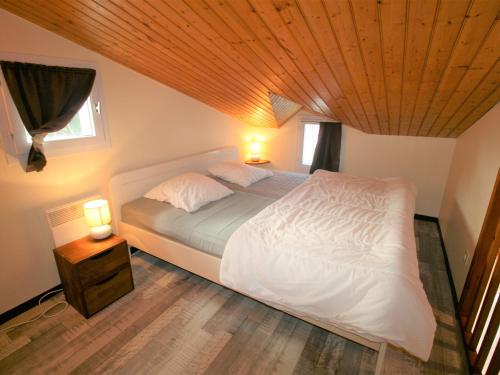 Posteľ alebo postele v izbe v ubytovaní Studio cosy avec terrasse à 250m de la plage - FR-1-22-342