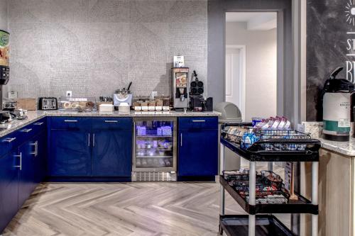 Cucina o angolo cottura di TownePlace Suites by Marriott Savannah Airport