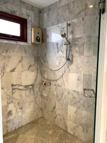 Ένα μπάνιο στο Scan House Apartment