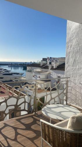 Casa CLOCK HOUSE BANÚS