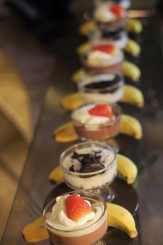 Makanan di atau berdekatan hotel