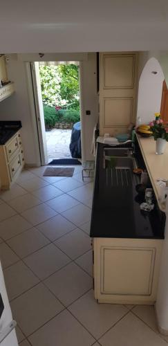 Photo de la galerie de l'établissement Villa de charme centre Cannes au calme, à Cannes