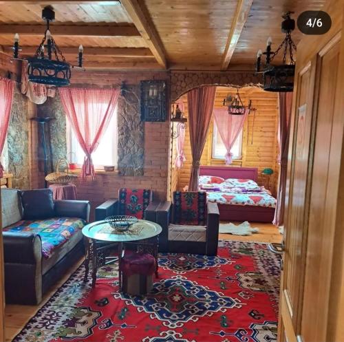Una cama o camas en una habitación de Prenociste Melina