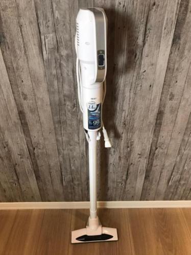 a hair dryer on a stand in a room at 5 minutes Shin-Osaka 9 in Osaka