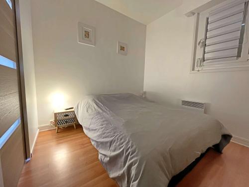 Photo de la galerie de l'établissement Superbe T2 à Berck: proche plage, commerces, balcon et parking inclus - FR-1-646-53, à Berck-sur-Mer