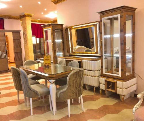 cozy and modern apartment in central location in Cairo Mohandessin near Nile