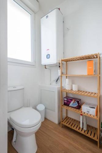 Le Bambou: Grand studio au calme, Climatisé, 5 min de la Gare