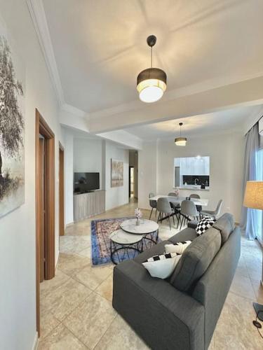 The “Roman market” lux apartment