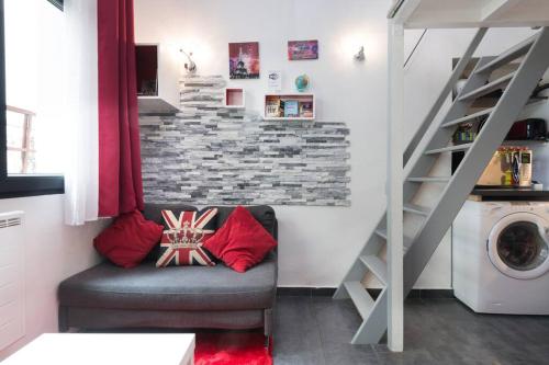 Ideal for exploring Paris on foot