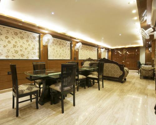 Et opholdsområde på Wood Castle Grand