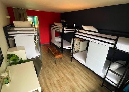 Bposhtels Houston Image