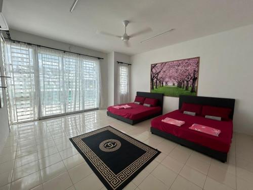 Una cama o camas en una habitación de Az-zahra Home Stay Kulim Hi-Tech