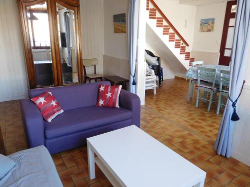 Photo de la galerie de l'établissement Jolie villa 5 pers, proche plage et centre, 3 ch, jardin, calme - FR-1-476-32, à La Faute-sur-Mer