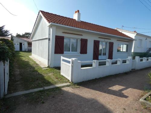 Maison rénovée proche plage à Notre-Dame-de-Monts - 6 pers, wifi, vélos, jardin, animaux OK - FR-1-540-227