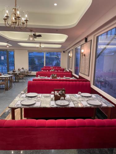 Ảnh trong thư viện ảnh của wells inn hotel ở Varanasi