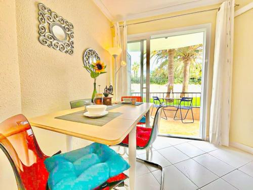 Beautiful apartment in Acapulco Playa, Nerja