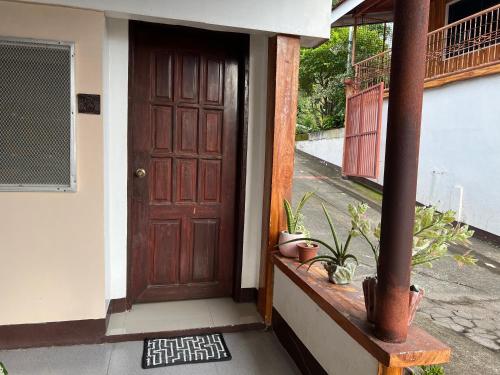 Balkón nebo terasa v ubytování Jancas Vacation Home Camiguin Couple Room 2