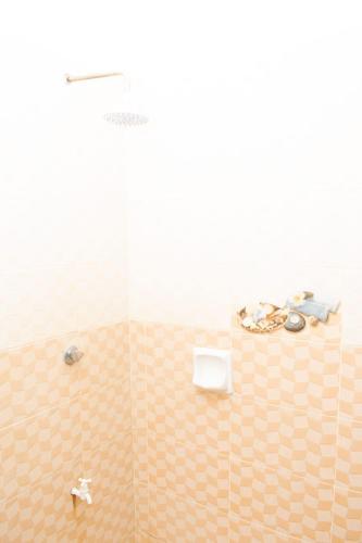 Gambar di galeri bagi Comfortable Studio Apartment in Bamburi di Mombasa