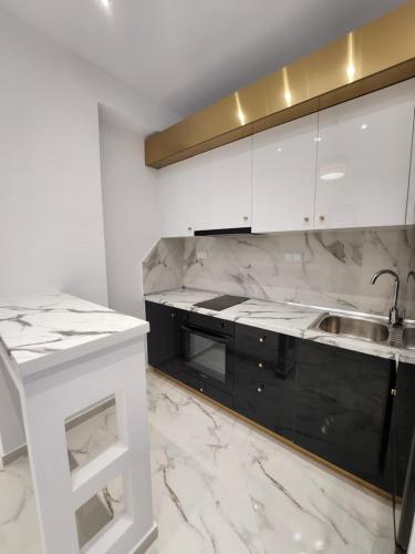 Kavala Black and White apartment