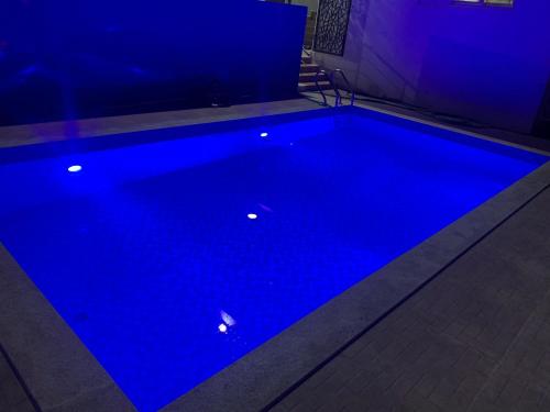 Kolam renang di atau dekat dengan Dreamland Retreat with Swimming Pool