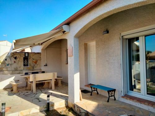 Μπαλκόνι ή βεράντα στο Maison 4 à 6 pers Quartier calme Tout confort