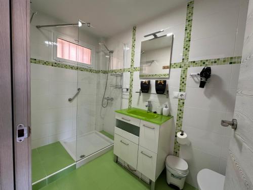 Koupelna v ubytování TAR9F - Nuevo, reformado, Wifi, Smart TV, Centro, Playa