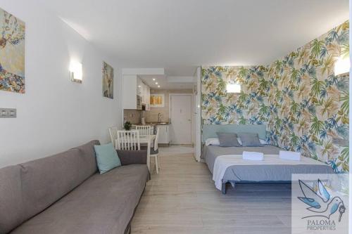 beautiful studio in Minerva with pool open all year