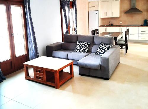 Kuchyň nebo kuchyňský kout v ubytování Apartamentos en El Payo Salviva