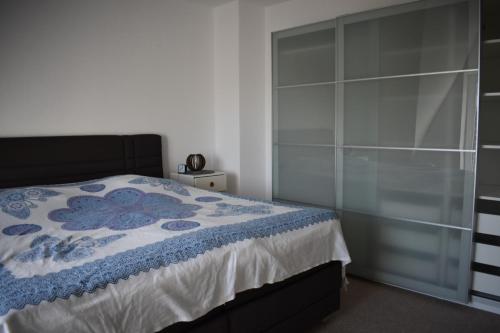 Katil atau katil-katil dalam bilik di Wohnung "Strandturm" in Wremen am Deich