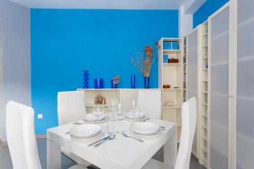 PUERTA del MAR Family Home by Cadiz4Rentals